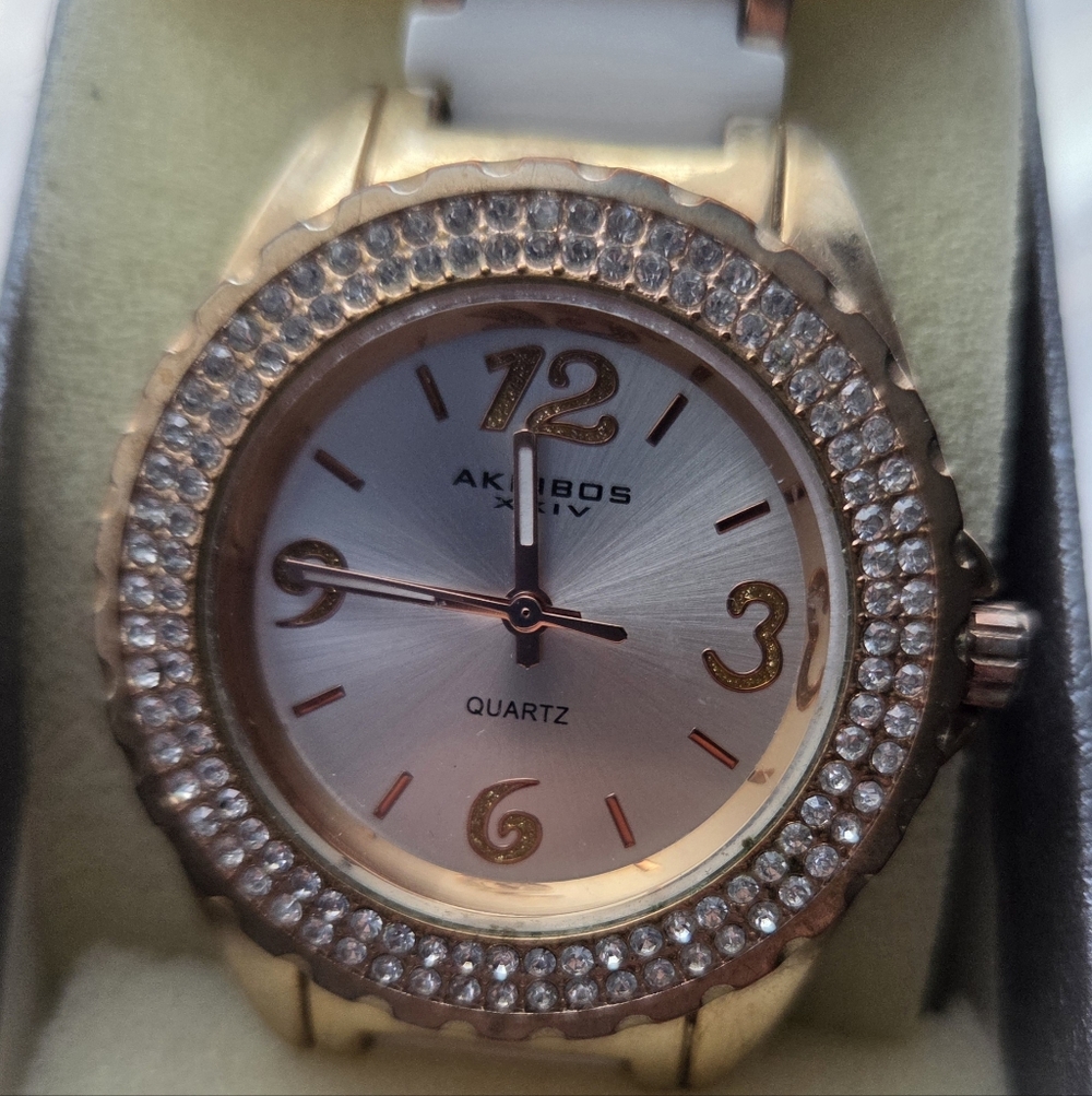 Akribos XXIV Rose Gold and White Crystal Bezel Women's Watch